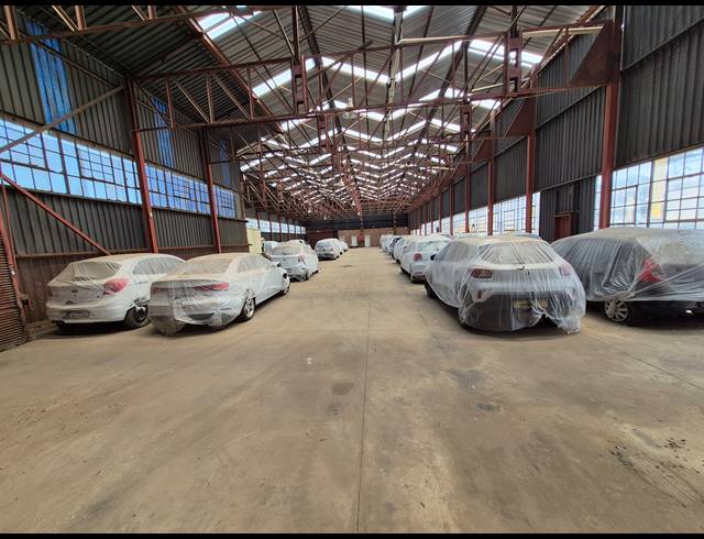 9,600M² WAREHOUSE FOR SALE IN DENVER